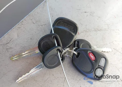 2002 Chevrolet Tahoe Lt z USA, uszkodzony, nr VIN 1GNEC13Z52R137759